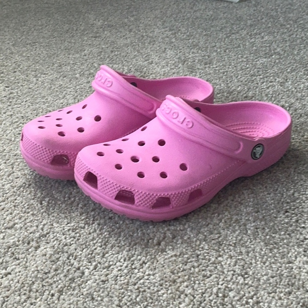 CROCS Pink Sandals Comfortable Foam Design